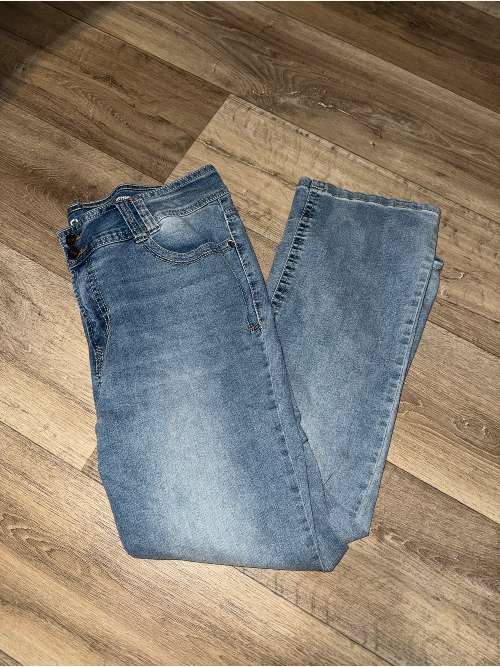 Wallflower Women's Light Blue Flare Jeans
